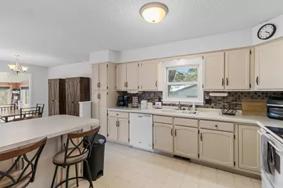 440 Queenan Avenue S, Lakeland, MN 55043 - Photo 8
