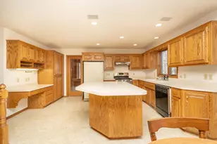 14310 Pike Lake Trail NE, Prior Lake, MN 55372 - Photo 10