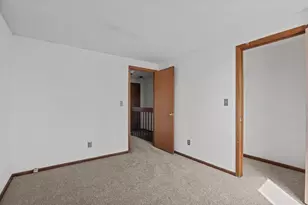 822 Woodgate Dr, Vadnais Heights, MN 55127 - Photo 16