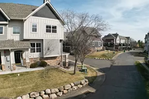 15561 Dunraven Dr, Apple Valley, MN 55124 - Photo 2