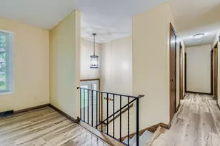 367 Foster St, River Falls, WI 54022 - Photo 4