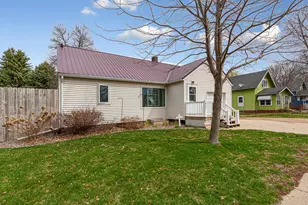636 8th St, Westbrook, MN 56183 - Photo 4