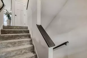 2214 Gateway Curv, North Saint Paul, MN 55109 - Photo 24