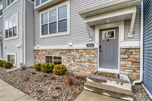 2214 Gateway Curv, North Saint Paul, MN 55109 - Photo 2