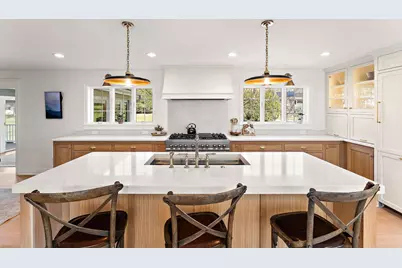 2741 Crescent Ridge Road, Minnetonka, MN 55305 - Photo 2