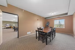1590 Parkwood Dr, Woodbury, MN 55125 - Photo 14