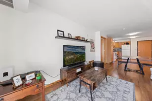 1590 Parkwood Dr, Woodbury, MN 55125 - Photo 2