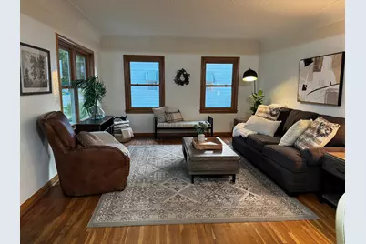2663 16th Avenue E, North Saint Paul, MN 55109 - Photo 2