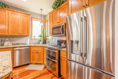 10770 Scott Avenue N, Brooklyn Park, MN 55443 - Photo 8