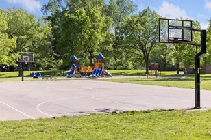 1566 Sumter Ave N, Golden Valley, MN 55427 - Photo 40