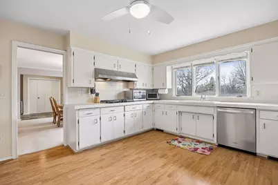 1566 Sumter Avenue N, Golden Valley, MN 55427 - Photo 8