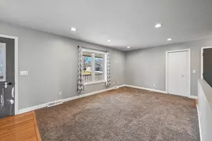 503 17th St W, Glencoe, MN 55336 - Photo 6