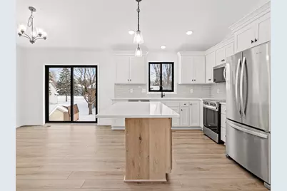 10717 Lincoln Street NE, Blaine, MN 55434 - Photo 8