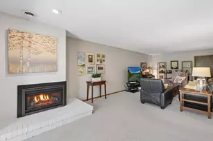 16415 Ellerdale Ln, Eden Prairie, MN 55346 - Photo 22