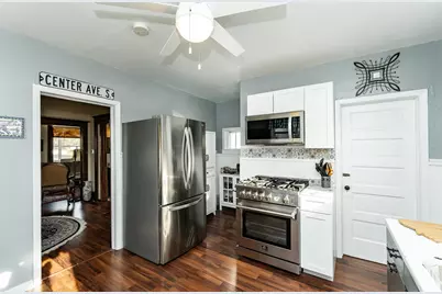 517 Center Avenue S, Hayfield, MN 55940 - Photo 6