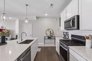 11335 Brookview Rd, Woodbury, MN 55129 - Photo 10