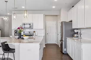 11335 Brookview Rd, Woodbury, MN 55129 - Photo 12