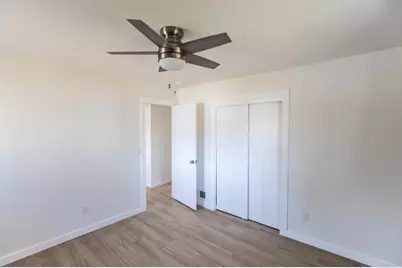 303 Haskell Street E, West Saint Paul, MN 55118 - Photo 12