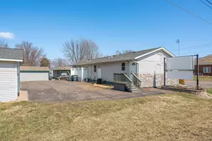 875 7th St SW, Pine City, MN 55063 - Photo 32