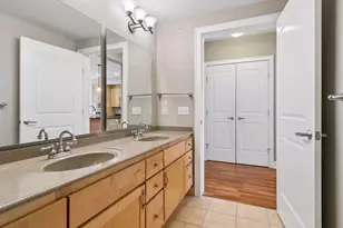 1060 Grand Ave, Saint Paul, MN 55105 - Photo 24