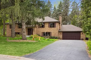 7865 Somerset Ct, Woodbury, MN 55125 - Photo 1