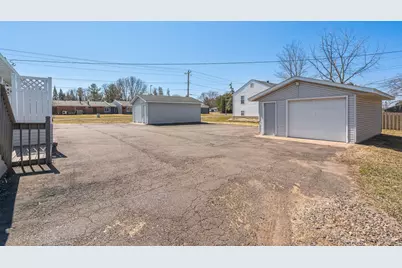885 7th Street SW, Pine City, MN 55063 - Photo 32
