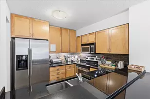 401 1st Street S, Minneapolis, MN 55401 - Photo 8