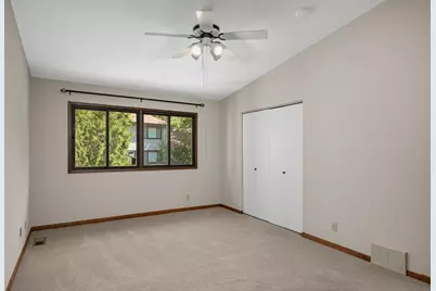 132 W Eagle Lake Drive, Maple Grove, MN 55369 - Photo 12