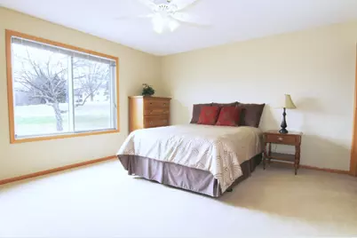 7521 Ojibway Park Road, Woodbury, MN 55125 - Photo 16