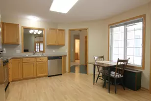 7521 Ojibway Park Rd, Woodbury, MN 55125 - Photo 10