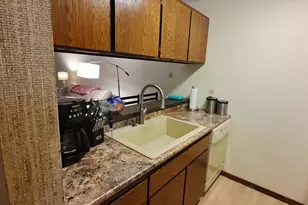 2800 Hamline Ave N, Roseville, MN 55113 - Photo 8