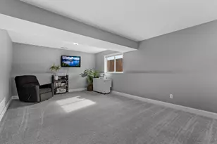 5421 Florence Dr NW, Rochester, MN 55901 - Photo 16