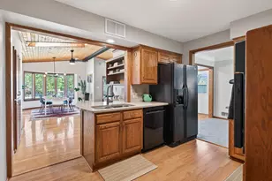 635 Shryer Ave W, Roseville, MN 55113 - Photo 24