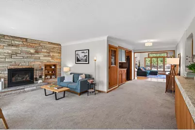 635 Shryer Avenue W, Roseville, MN 55113 - Photo 12