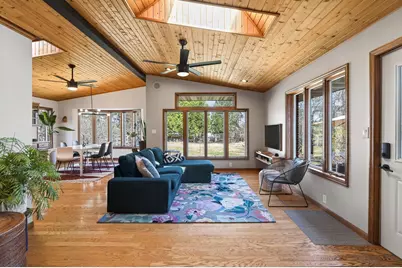 635 Shryer Avenue W, Roseville, MN 55113 - Photo 2