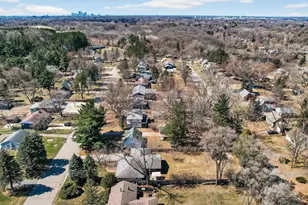 635 Shryer Ave W, Roseville, MN 55113 - Photo 50