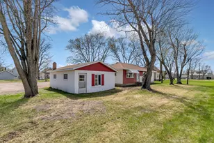 108 Birch Street E, Saint Joseph, MN 56374 - Photo 2