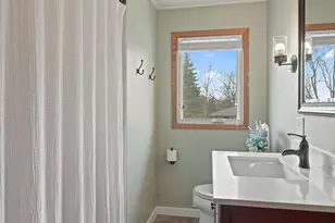 657 Granada Ave N, Oakdale, MN 55128 - Photo 24