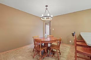 657 Granada Ave N, Oakdale, MN 55128 - Photo 18