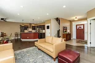 1151 Golfers Ct SE, Rochester, MN 55904 - Photo 4