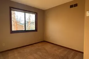 1110 Magnolia Ave, Saint Paul, MN 55106 - Photo 10