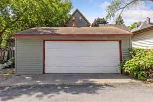 957 Ashland Ave, Saint Paul, MN 55104 - Photo 30