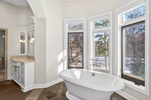 9 Hillary Farm Ln, Gem Lake, MN 55110 - Photo 32