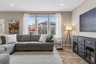 5395 Sundial Ln, Woodbury, MN 55129 - Photo 4