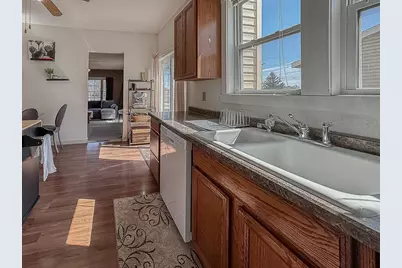 672 S Anna Avenue, Lake Crystal, MN 56055 - Photo 6