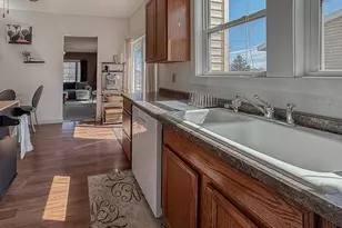 672 S Anna Ave, Lake Crystal, MN 56055 - Photo 6