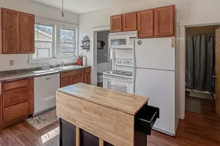 672 S Anna Ave, Lake Crystal, MN 56055 - Photo 12