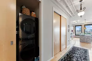 290 Market St, Minneapolis, MN 55405 - Photo 26