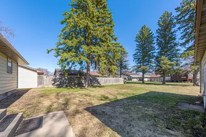 325 Le Sueur Avenue, Eagle Lake, MN 56024 - Photo 22