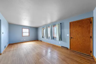 325 Le Sueur Avenue, Eagle Lake, MN 56024 - Photo 4